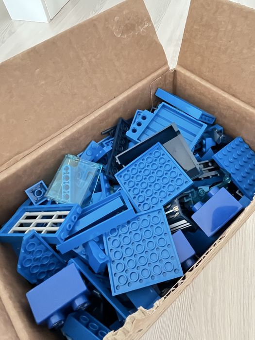 LEGO toate culorile