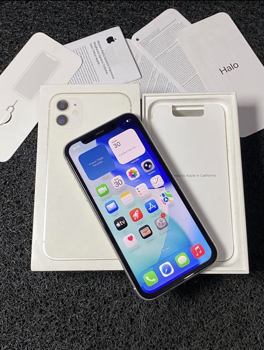 Продам Айфон 11 128gb 100%