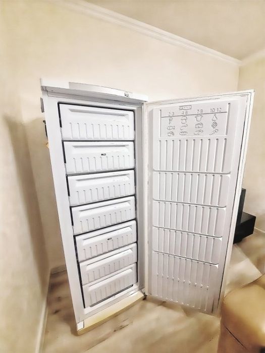 Морозильник Indesit