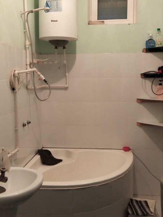 6 sotixli xonadon kotedj sotiladi