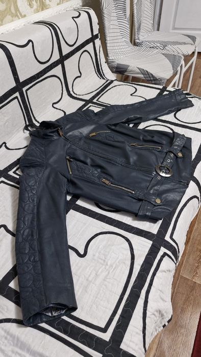 Кожанная куртка Женская!