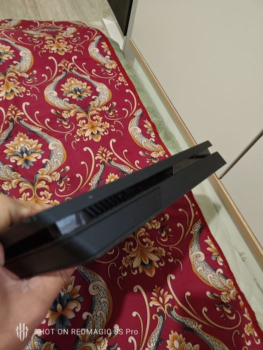 Продам Play station 4