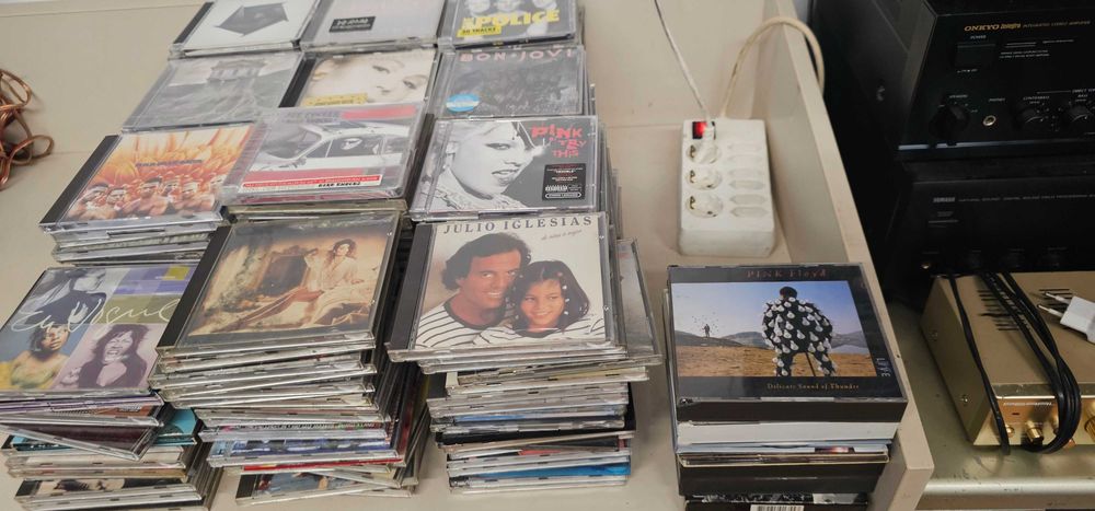 Lot 243 Cd uri,pop,rock