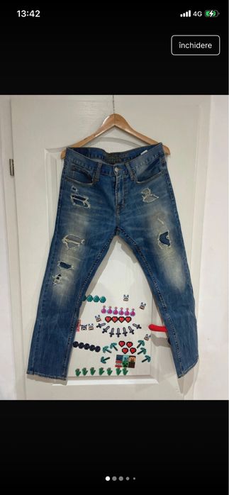 Blugi , American Eagle, stare foarte buna