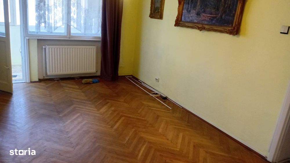 Vand apartament 2 camere Piata Mihai Viteazul