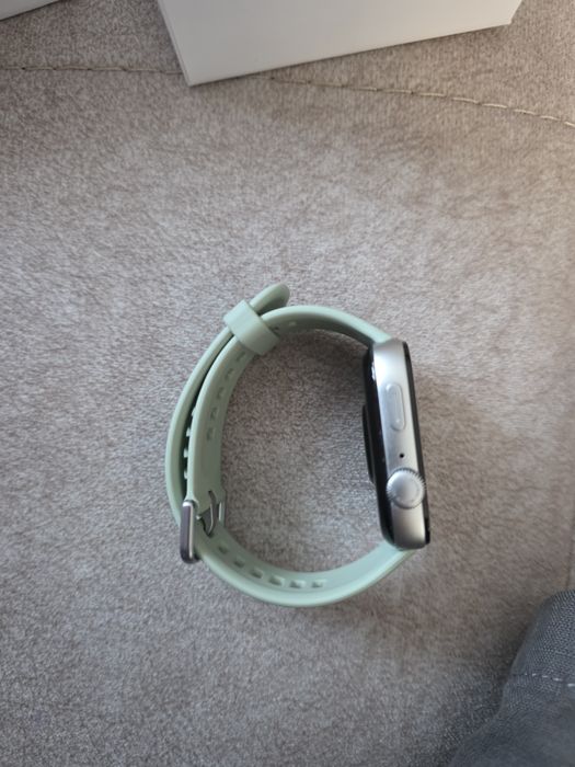 Продам часы хуавей фит 3