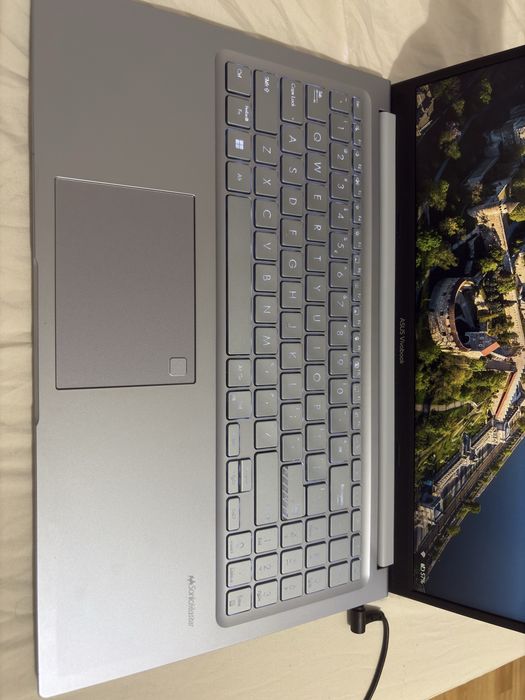 ASUS VivoBook X1502ZA i3 12th Gen / 8GB RAM