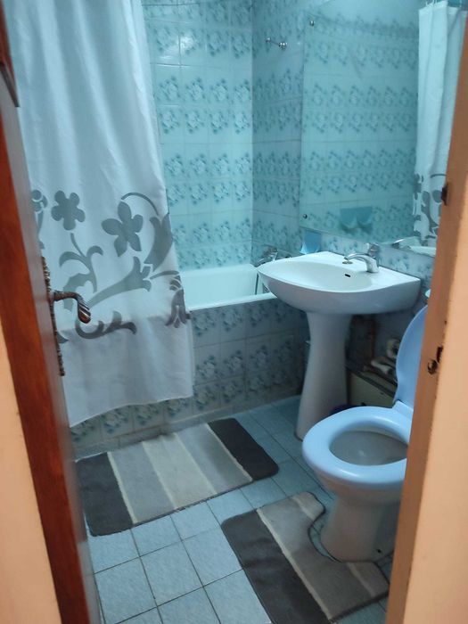 Inchiriere apartament 3 camere Drumul Taberei Ghencea