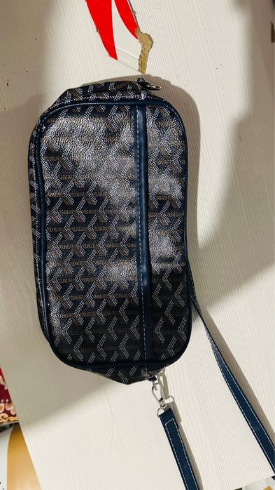 Продам GOYARD синий