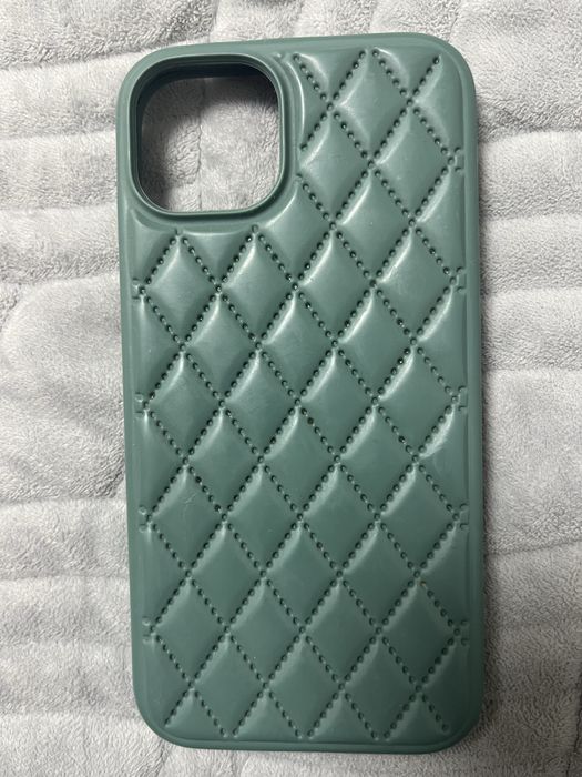 Продам чехлы на айфон 13 по 500 тенге