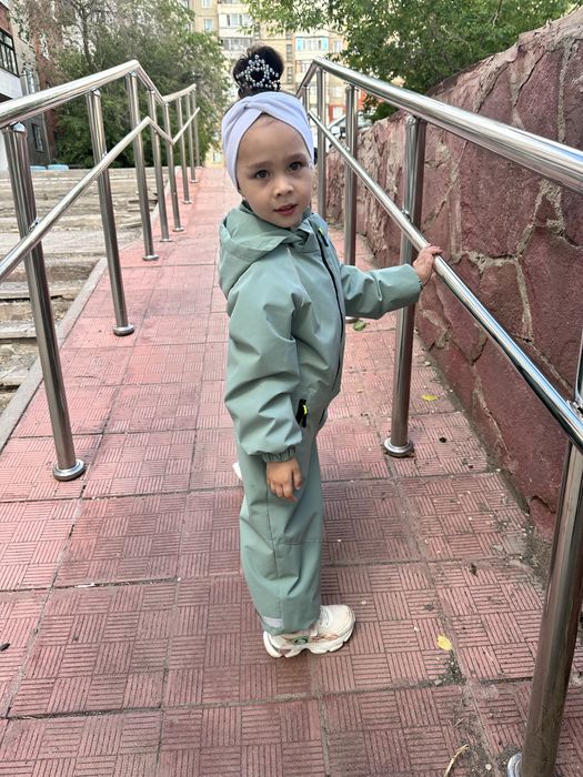 Комбинезон весенний