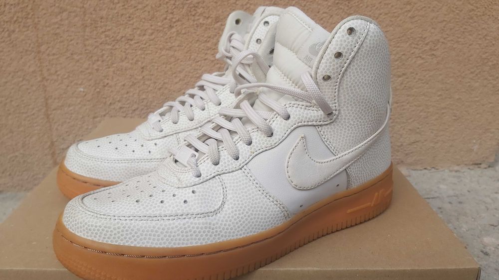 Nike Air Force 1 Hi Se  - Номер 37.5