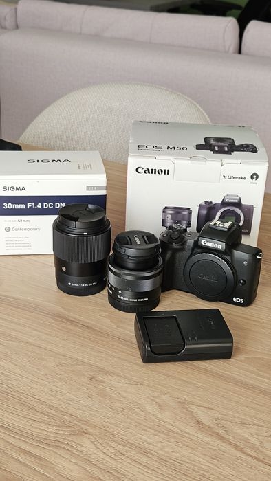 Aparat foto Canon M50 + Sigma 30mm
