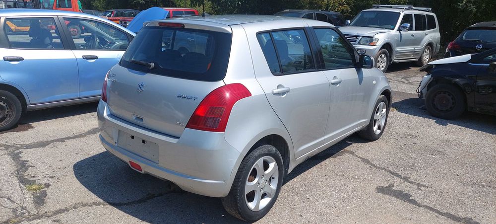 Suzuki Swift 1,3 i, Сузуки Суифт
 2006, За части