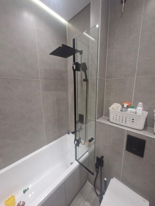 Стекло, зеркало, нарещка, перегородки