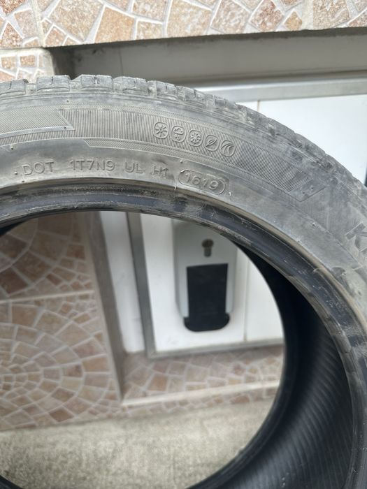 2 бр. 235/45/18 hankook всесезонни