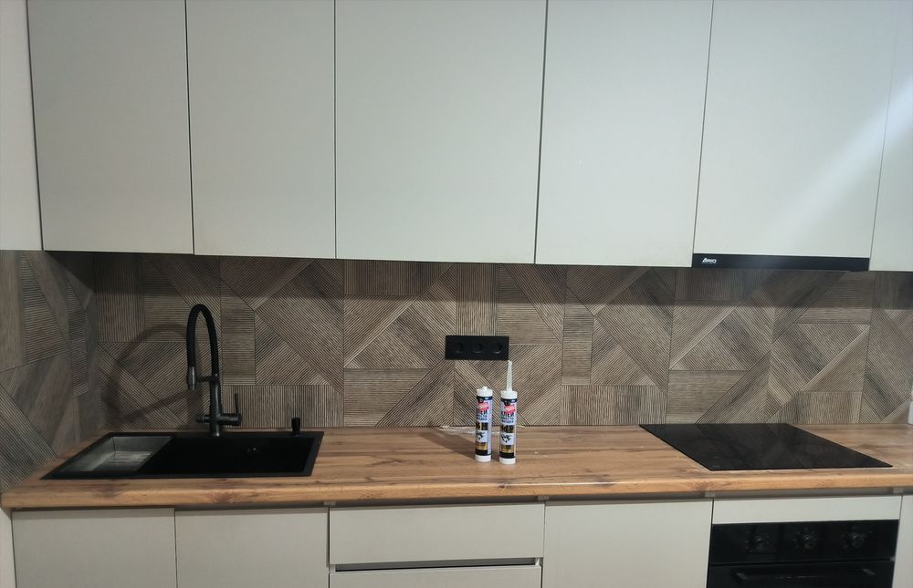 Кафельщик фартук