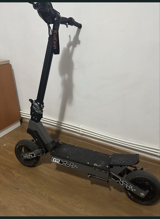 Trotineta kukirin g2