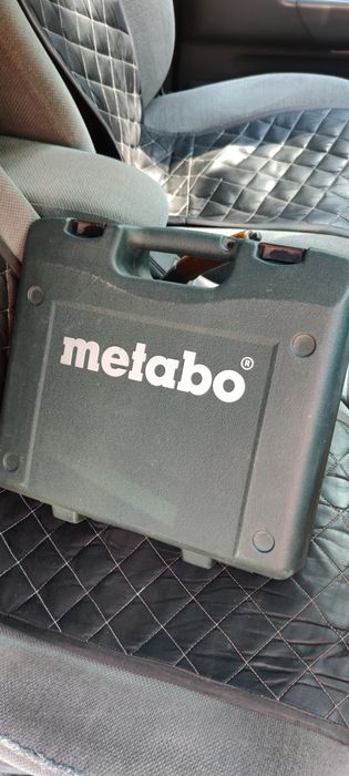 Шуруповерт Metabo