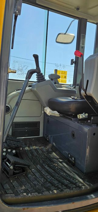 Miniexcavator nou XCMG 35 cu 3 cupe incluse!