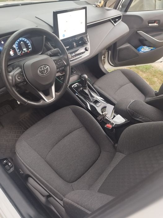 Toyota Corola hybrid 2024 unic proprietar