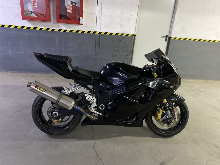 Suzuki GSX-R 1000 K4