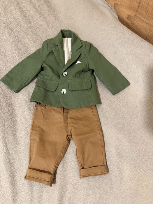 Официален костюм за бебе