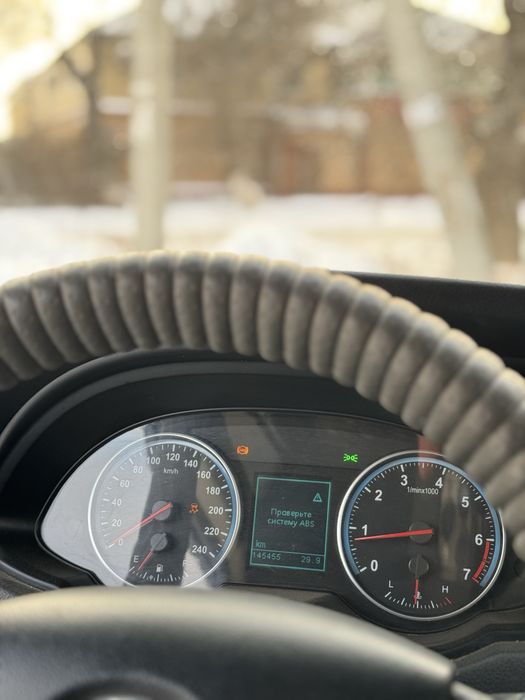 Продам Brilliance V5