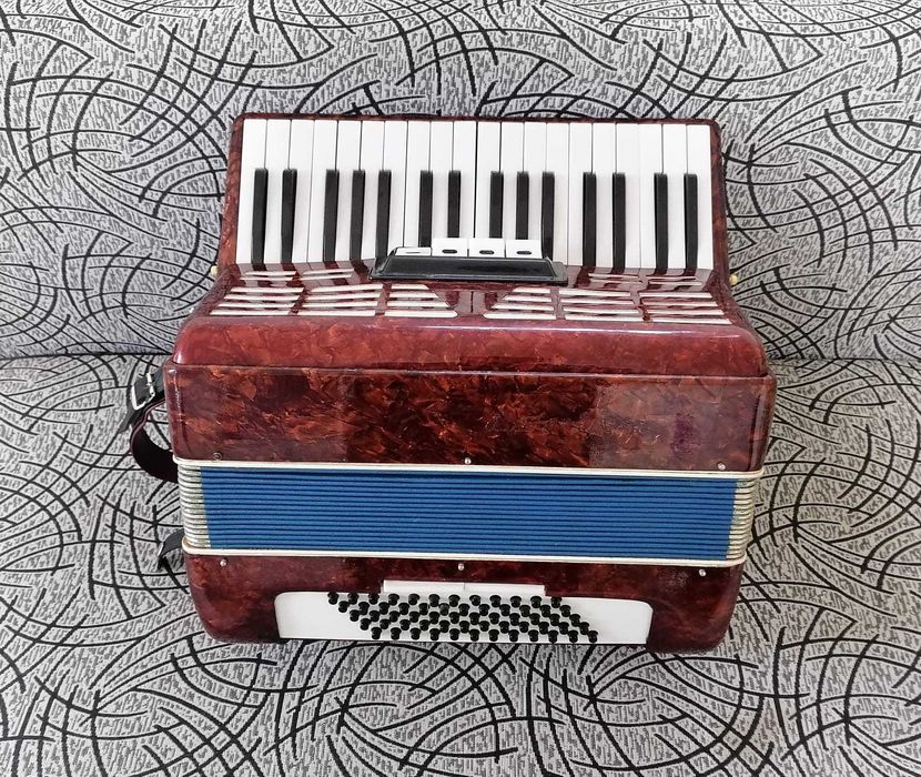 Vand Acordeon de 60 de basi