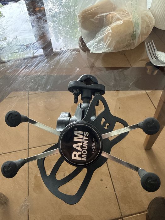 Suport telefon moto RAM mounts x-grip