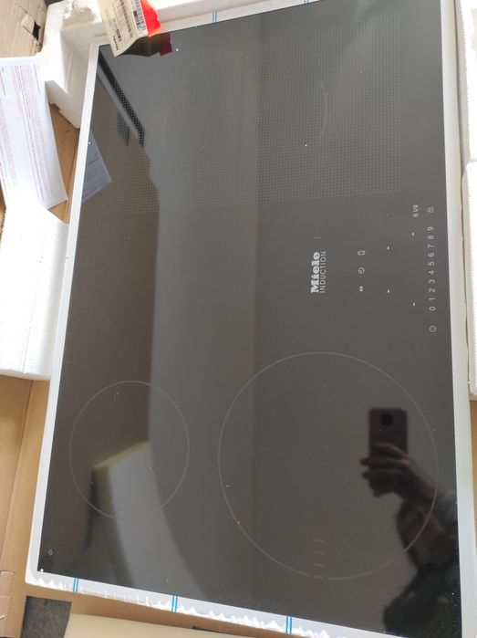 Индукционен котлон Miele.Нов.