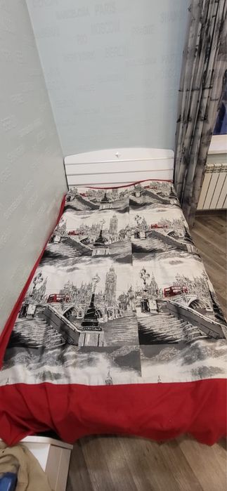 Продаеться кровать самовывоз