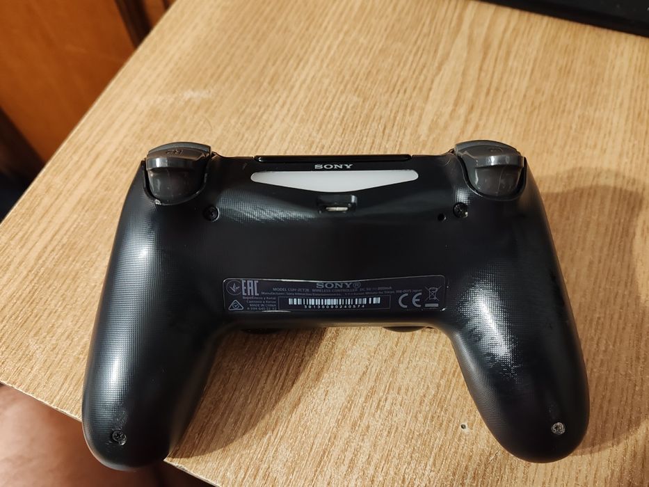 Controller Wireless SONY PlayStation  4 Jet Black CUH-ZCT2E