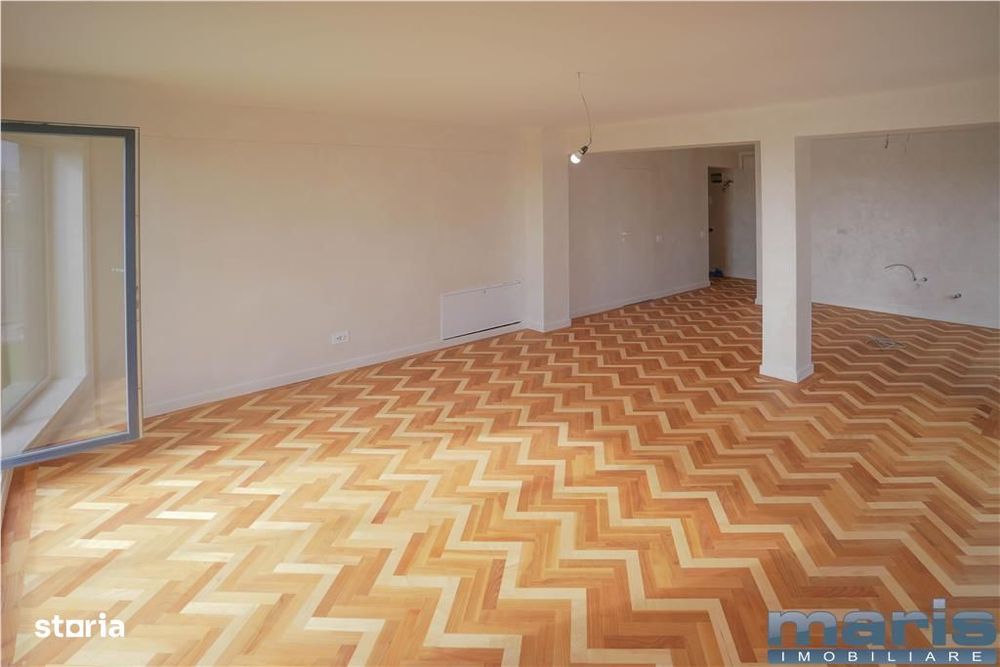 Vanzare penthouse 170 mp Unirii AMA Residence cu 2 parcari
