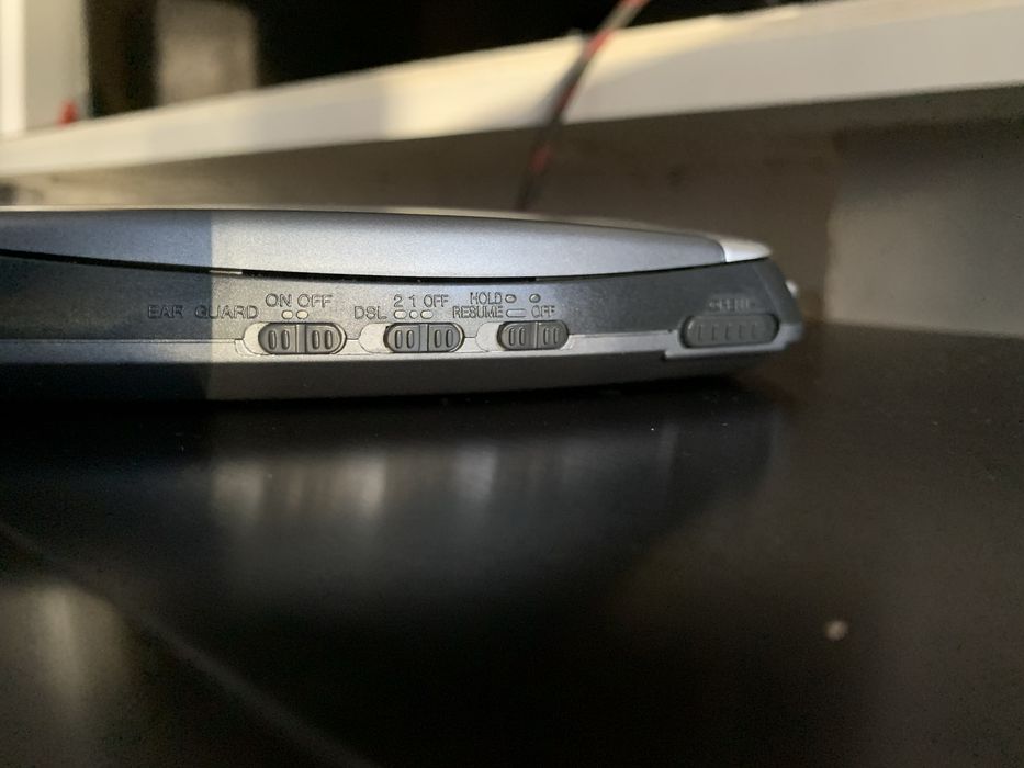 CD плеер AIWA XP-760 портабельный ретро