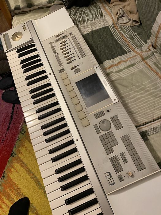 Korg M3, бартер за ПА 600/800