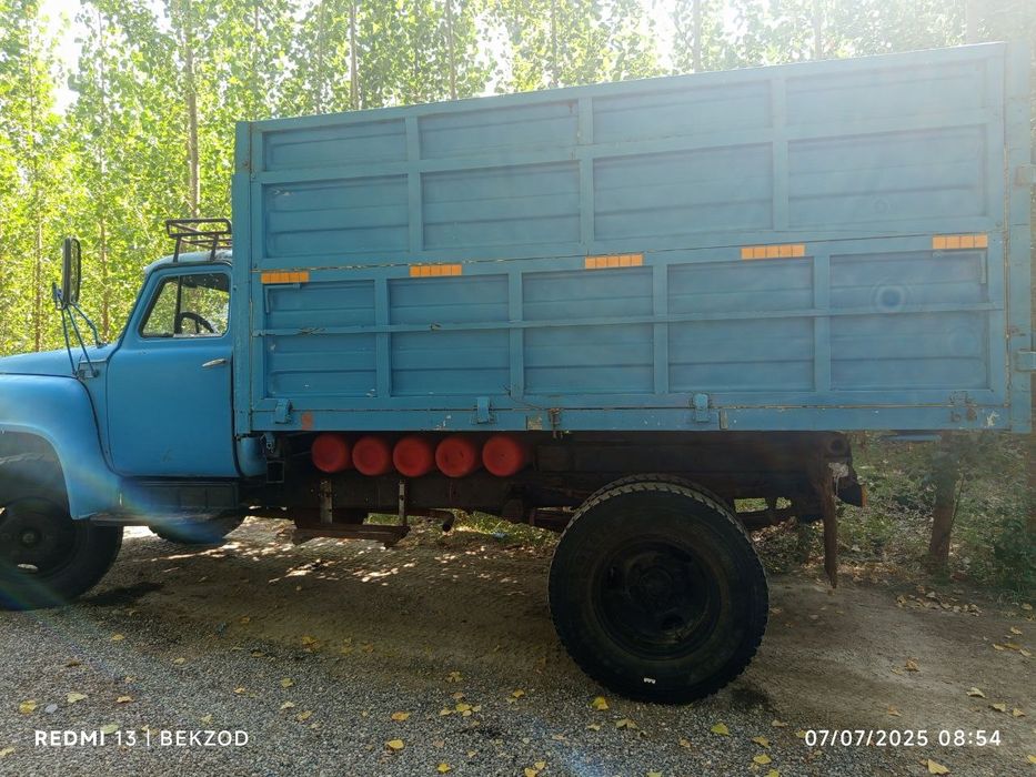 Gaz 53 ,yuk oʻzi agdaruchi 91. Yil mashina gaz dakumen joyida