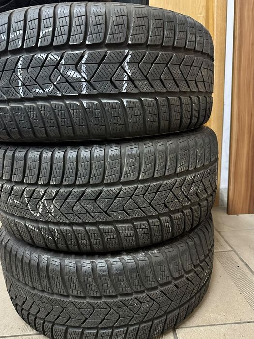 235/45 R18 Pirelli pzero3  DOT 2021 iarna