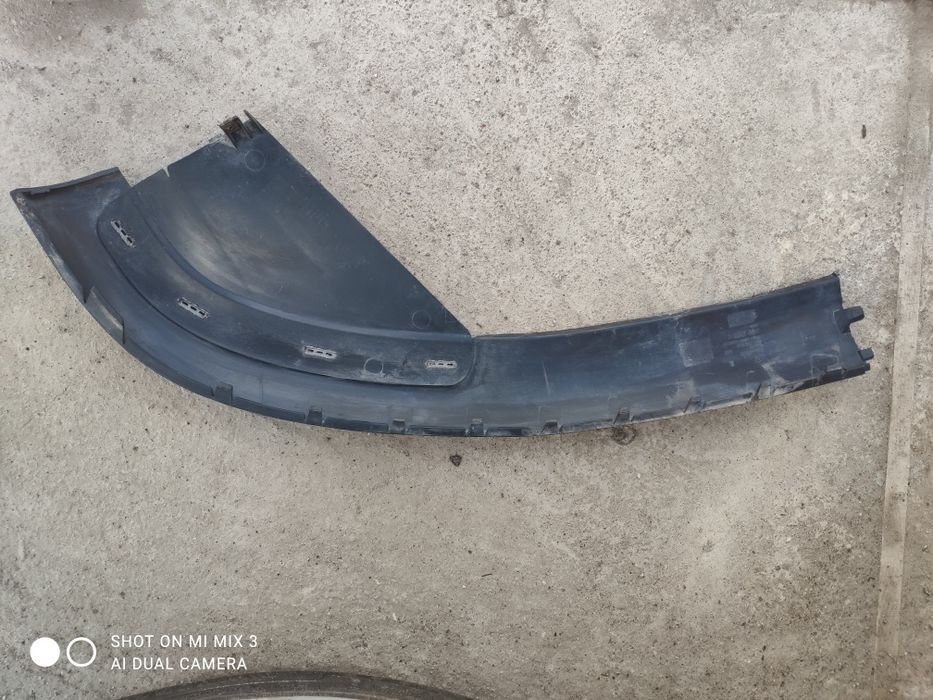 Десен спойлер(нож) за VW sharan