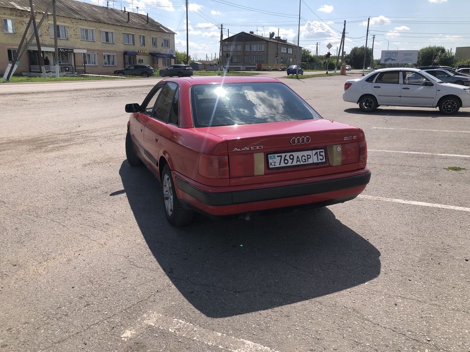 Продам Ауди 100 с4