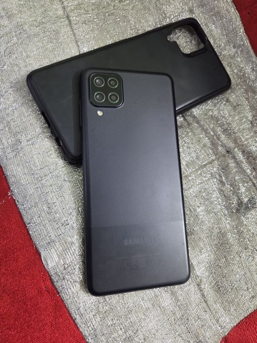 Samsung A12. 64gb