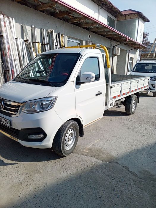 ЧАНГАН  Грузовой