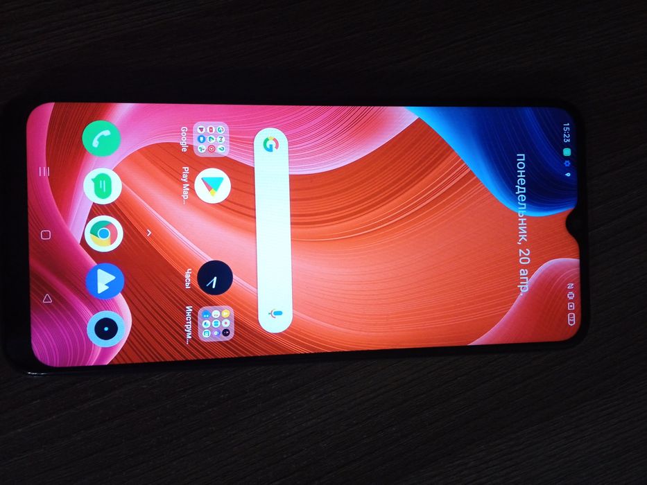 Телефон realme 6i