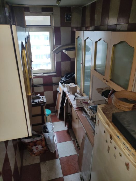 Debarasare/transport/evacuare/moloz/decopertari/demolări/24/7