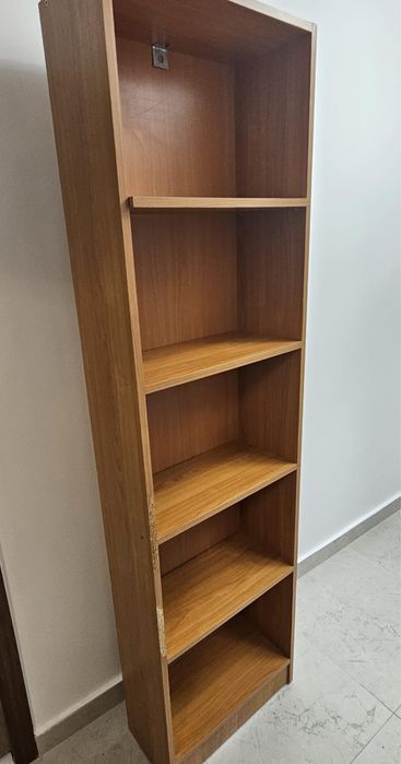 Raft / etajeră / bibliotecă din PAL – 100 lei