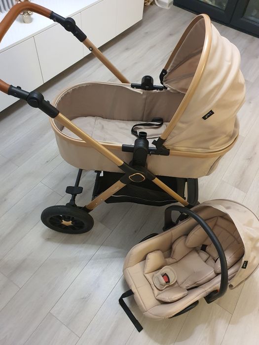 2x Carucior, 3 in 1, cu suspensii duble si landou  aproape nou