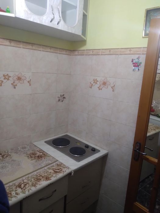 Inchiriez Garsonierǎ in Zona narcisa