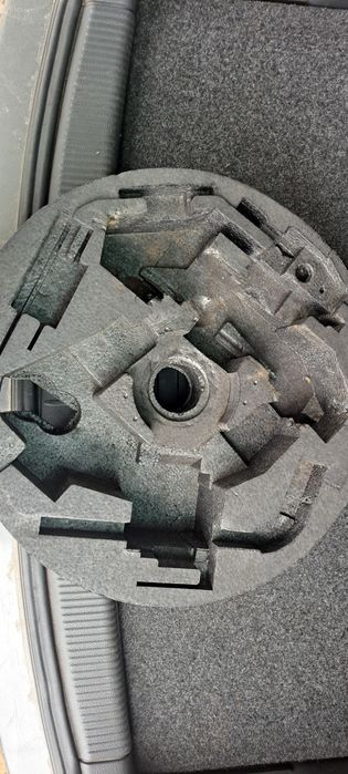 Органайзер резервна гума