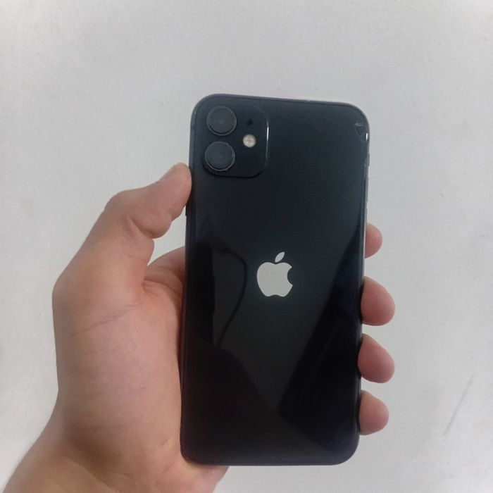 Iphone 11 sotiladi
