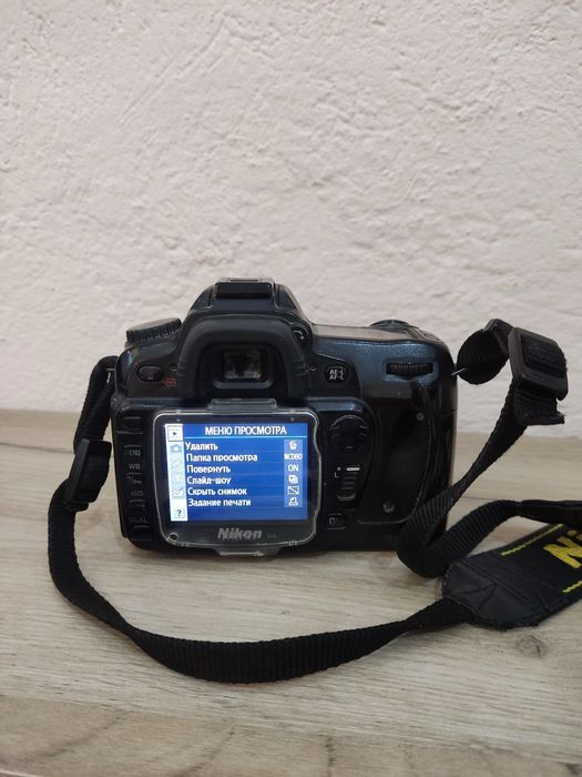 Продам фотоаппарат Nikon D80